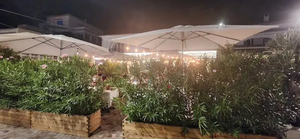 Cc Monblanc_Alpage à la Plage_Cavalaire-sur-Mer_review