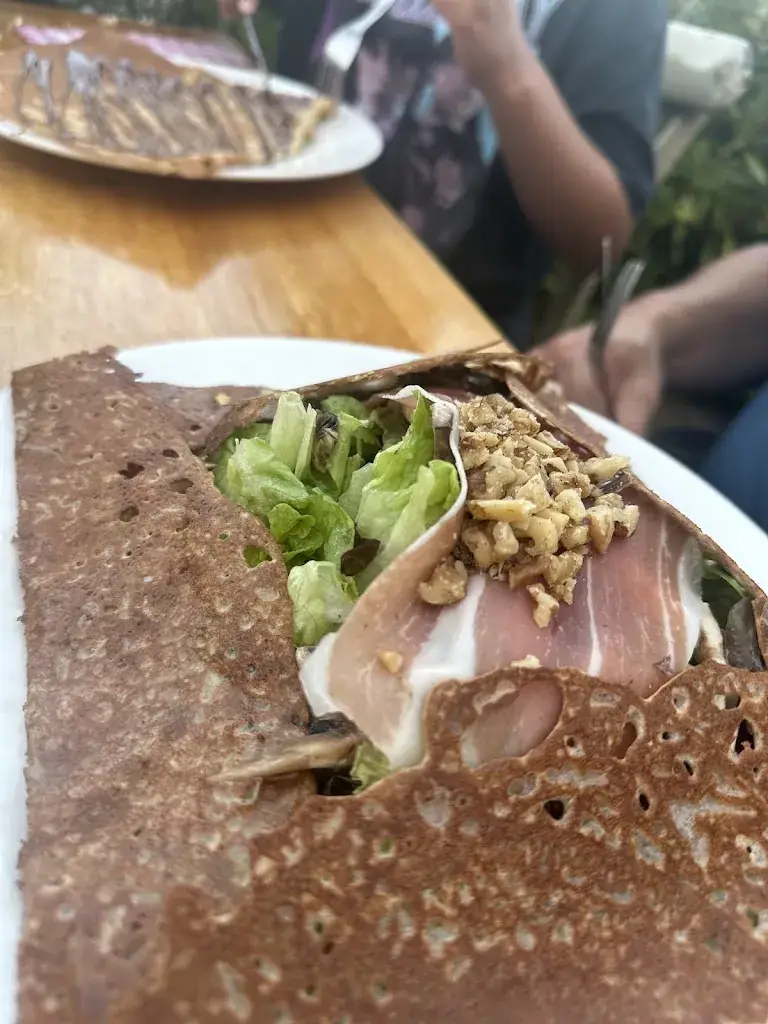 Edyta N_La Petite Crêperie_Cavalaire-sur-Mer_review