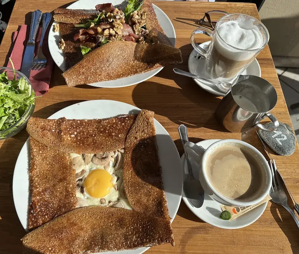 Xuan_CREPERIE SENEQUIER_Cavalaire-sur-Mer_review