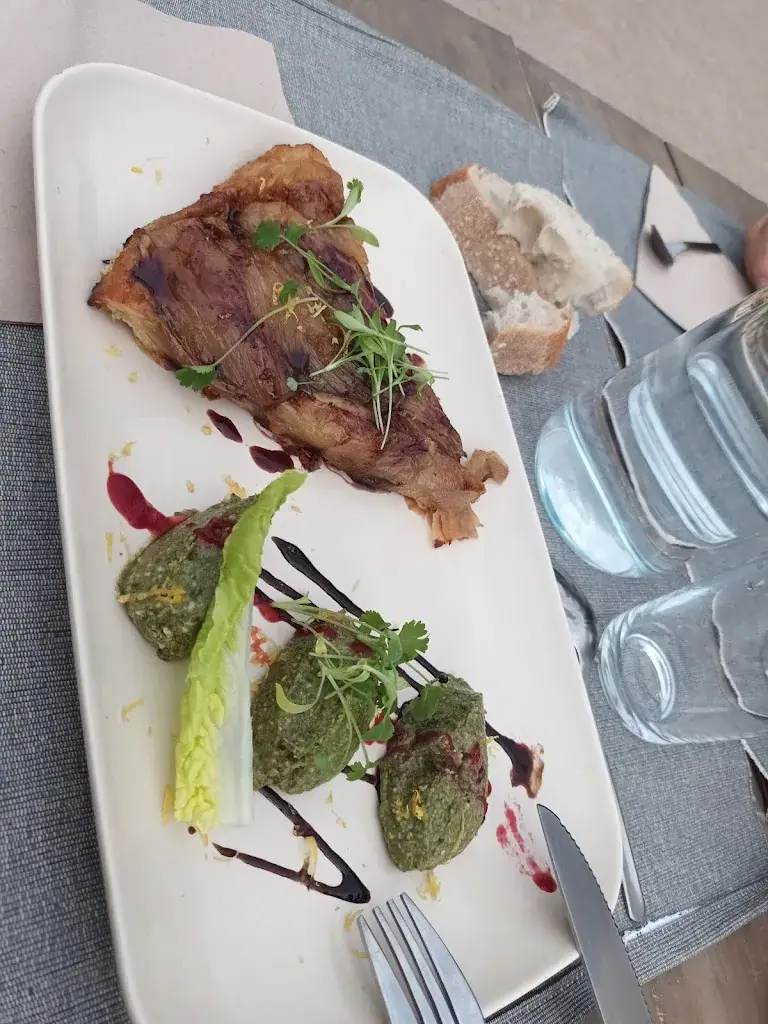 PERRIOT ANGELIQUE_La Maison des Saveurs_Cavalaire-sur-Mer_review