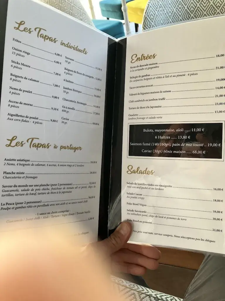La petite place_Cavalaire-sur-Mer_menu_image_1