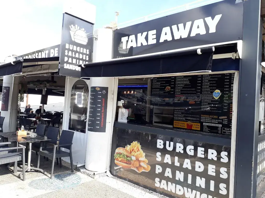 Rob Ashford_Le Croissant De Mer_Cavalaire-sur-Mer_review