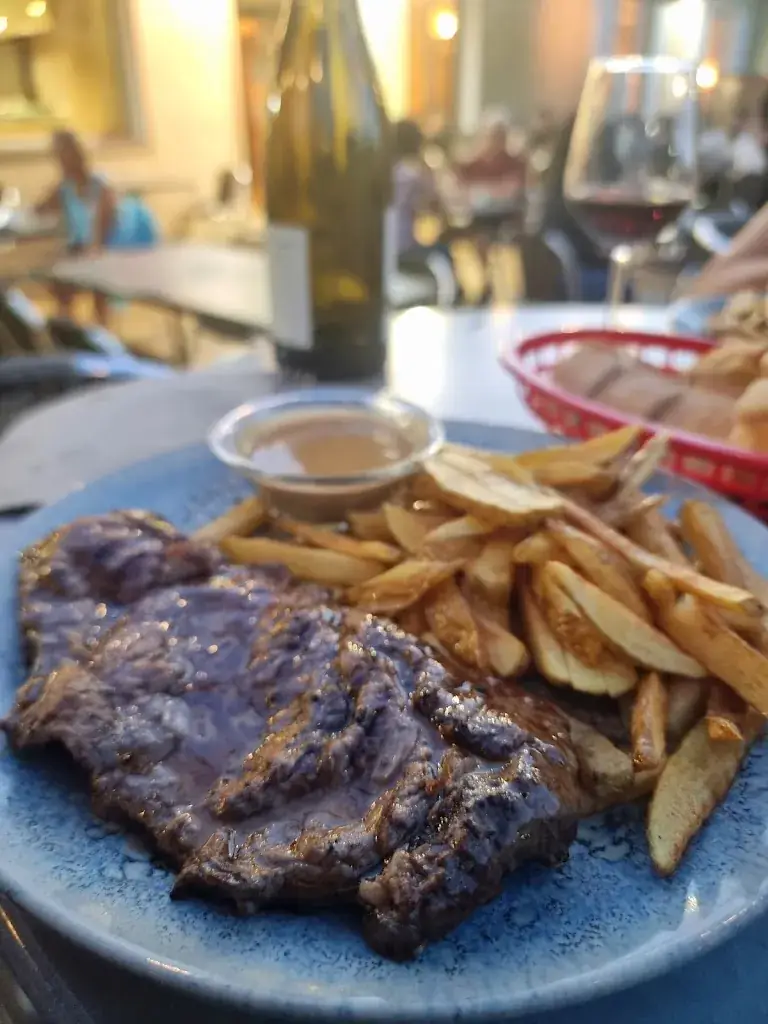 Jan Siderius_Café du Sénot_Châteauneuf-de-Gadagne_review