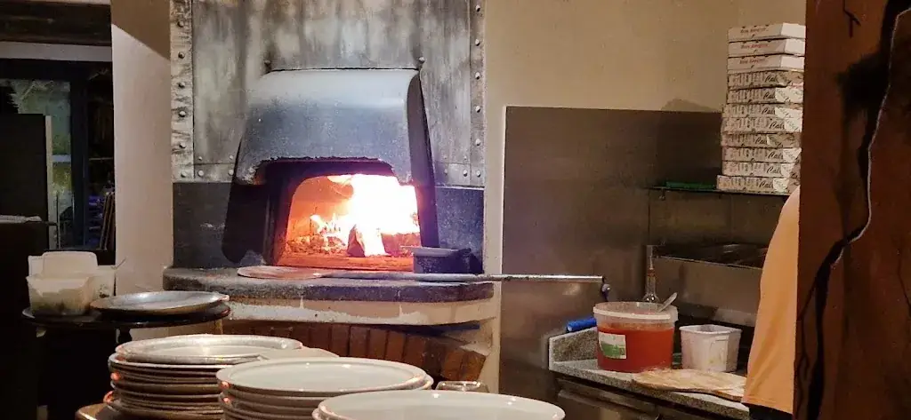 James Whisker_La Quinta_Ceyreste_review