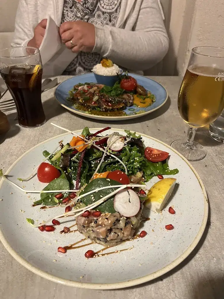 Euan McCowan_Les 3 secs_Ciotat_review