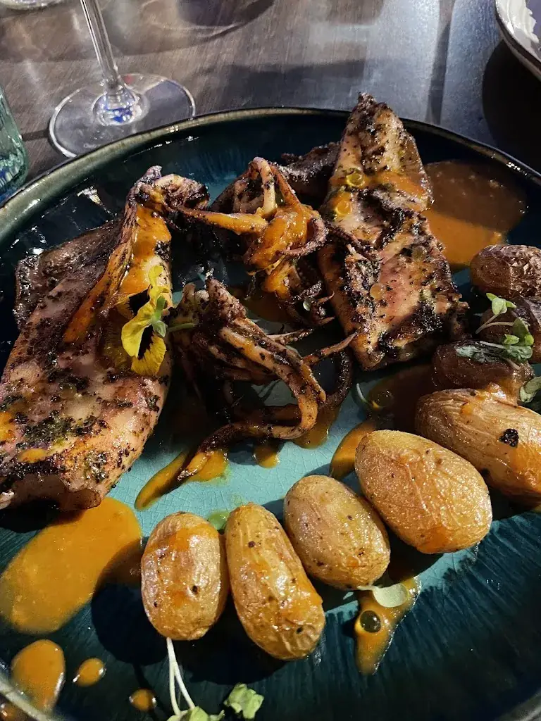 Larissa Campos_Les Piapia Restaurant_Ciotat_review