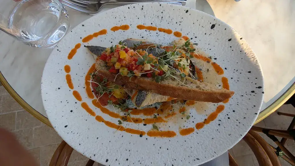 Rajeev RK_Restaurant La Barque - La Ciotat - Vue Mer- Notre cuisine du sud_Ciotat_review