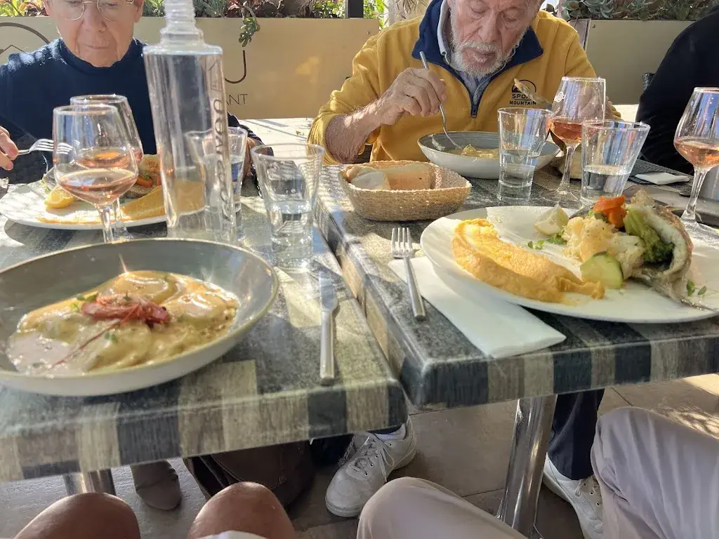 Jenny Vernon_Restaurant L'Oustaou_Ciotat_review