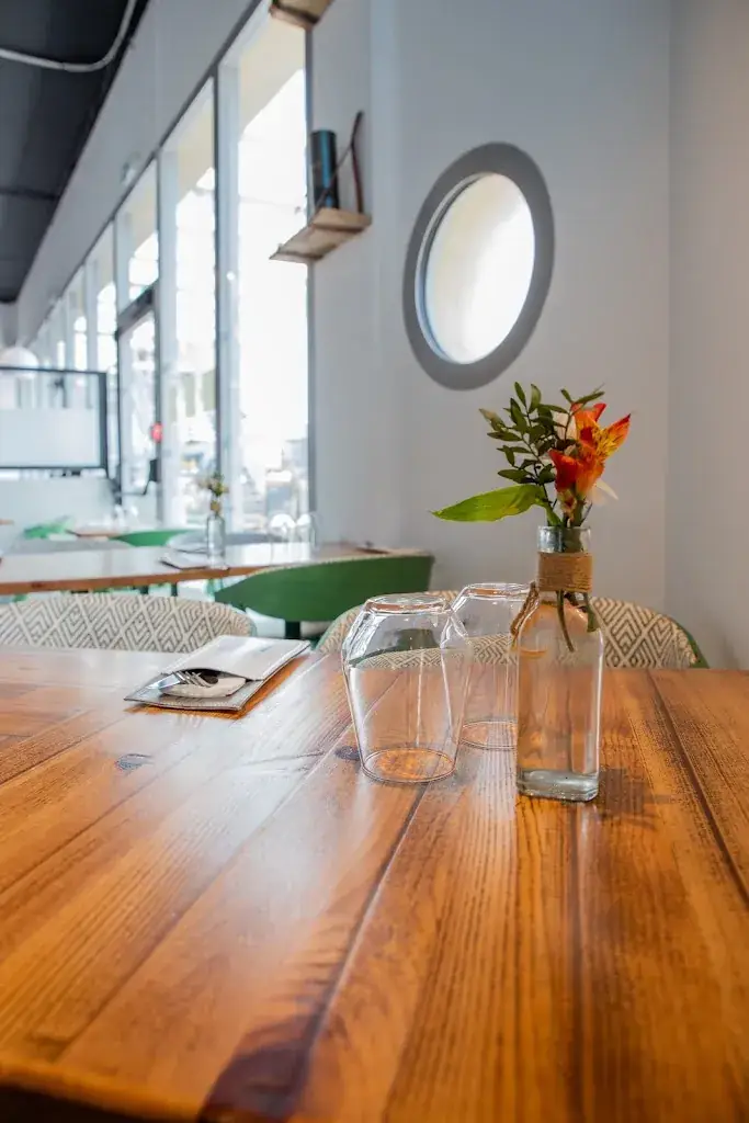 AQO La Ciotat Restaurant in Ciotat