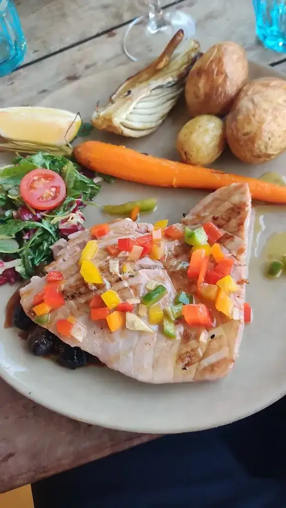 La Crique_Ciotat_slider_image_2