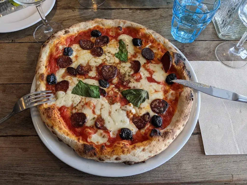 La Crique_Ciotat_slider_image_3