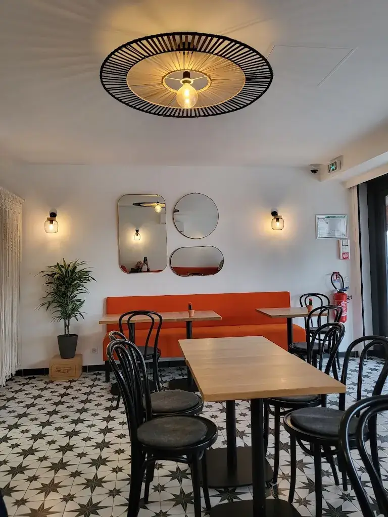 Corinne B._L'ardoise_Châteauneuf-Grasse_review