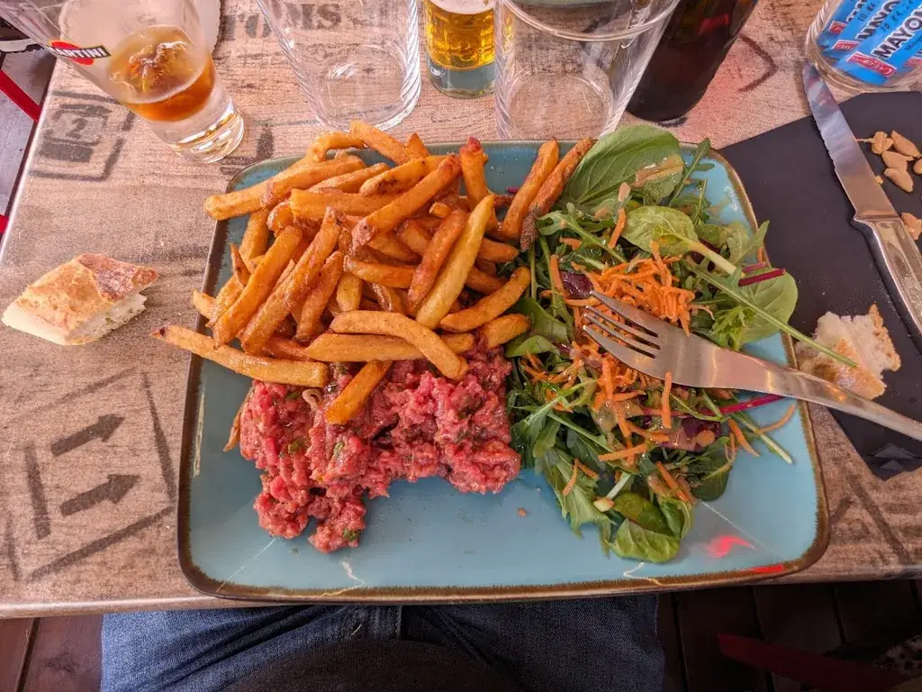 Le P'tit Resto restaurant in Châteauneuf-Grasse