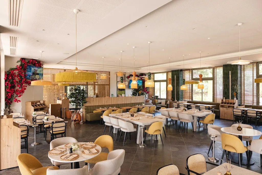 Restaurant Victoire - Golf de la Grande Bastide restaurant in Châteauneuf-Grasse