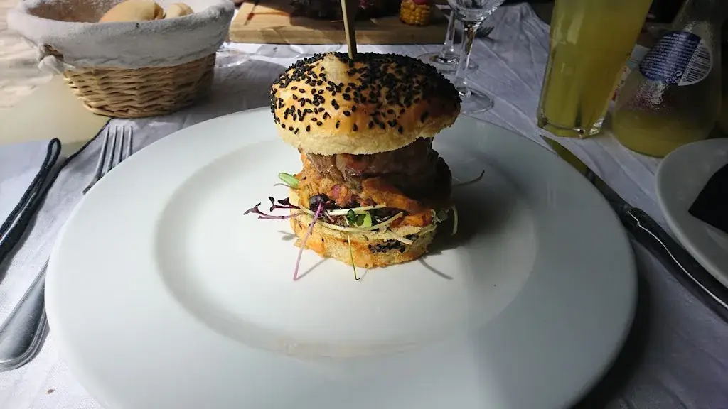 Menu_Restaurant La Maison du Château_Châteauneuf-le-Rouge_image_5