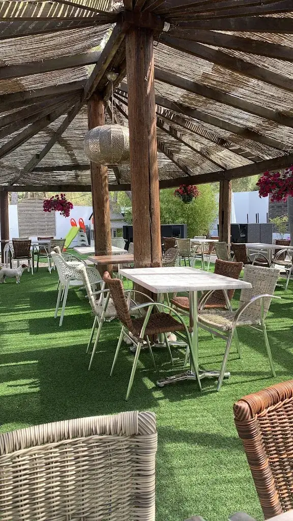 Le rendez-vous_Fuveau_slider_image_1