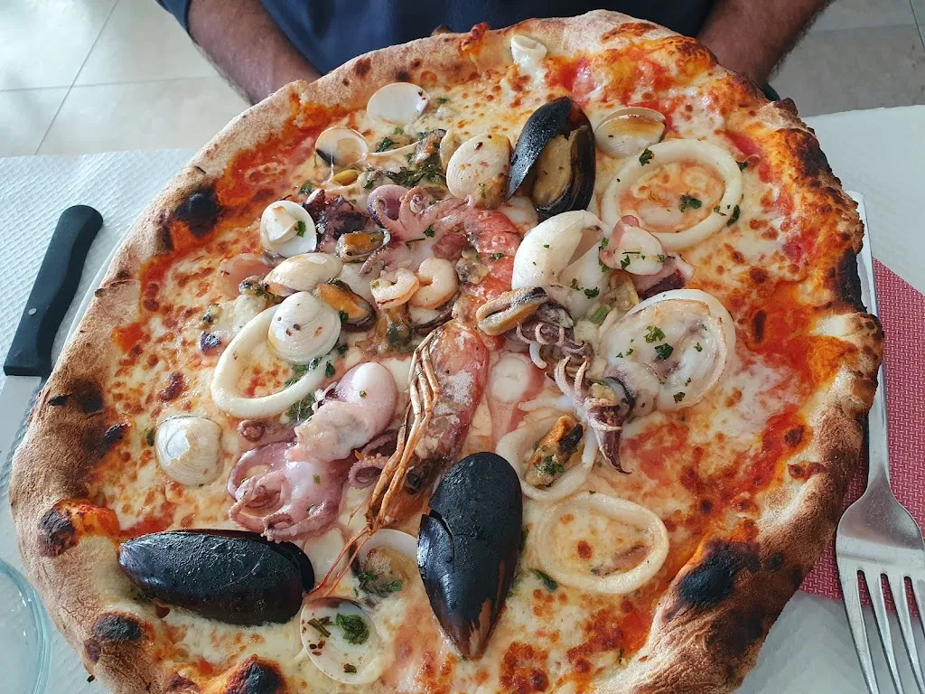 Pizzeria La Baronessa_Péron_slider_image_2