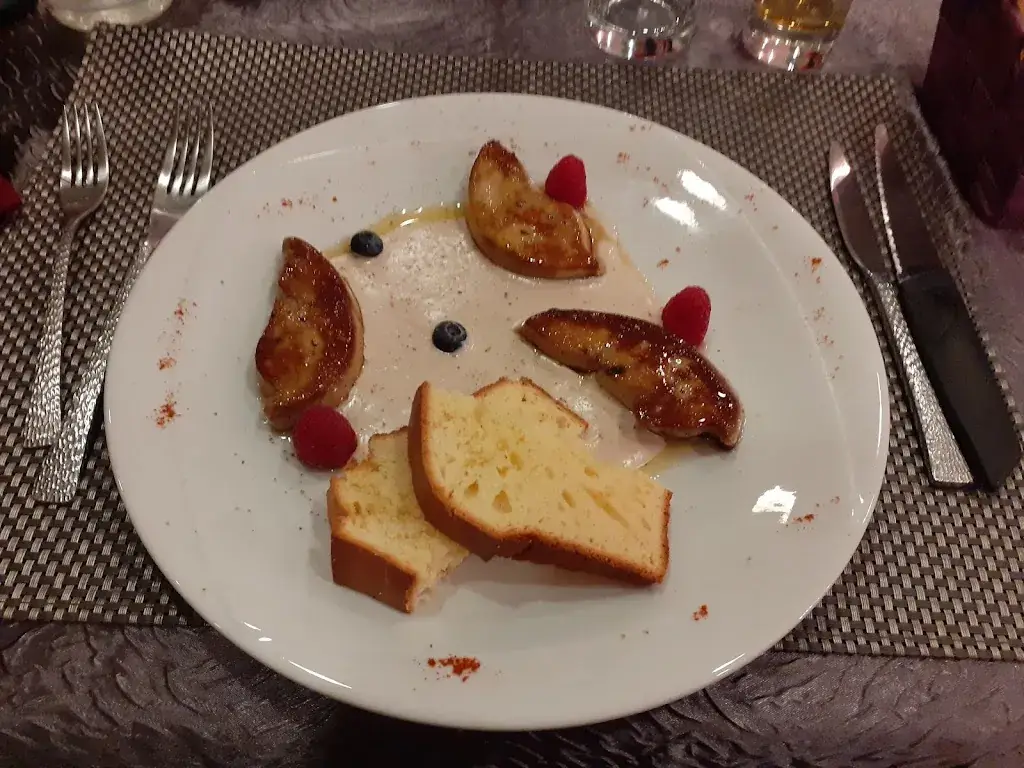 L'ALAMBIC restaurante en Péron