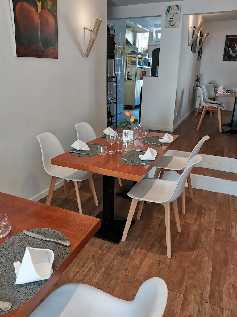 Nmc Travel_Relais des Saveurs restaurant poissons et bouillabaisse à Cavaillon_Cavaillon_review