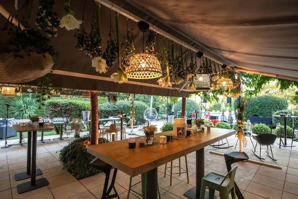Restaurant Jeannette_Cavaillon_slider_image_1