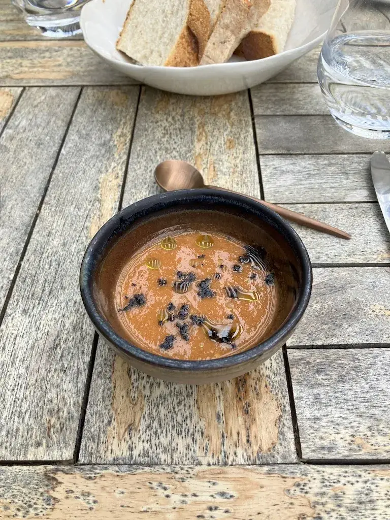 Yuko Akiba_L'AUBERGE DES CARRIERES LUBERON_Taillades_review