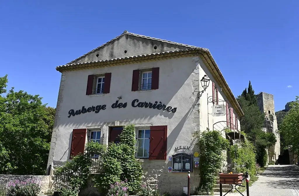 L'AUBERGE DES CARRIERES LUBERON restaurant à Taillades