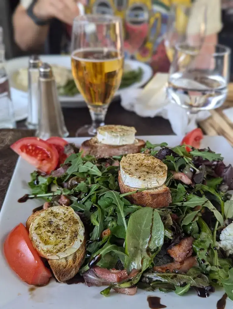 Natasha Latysheva_''Au Rendez-Vous''_Cavaillon_review