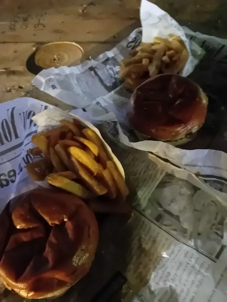 Chantal Blanc_La p’tite Fritkot_Pérignat-lès-Sarliève_recensione