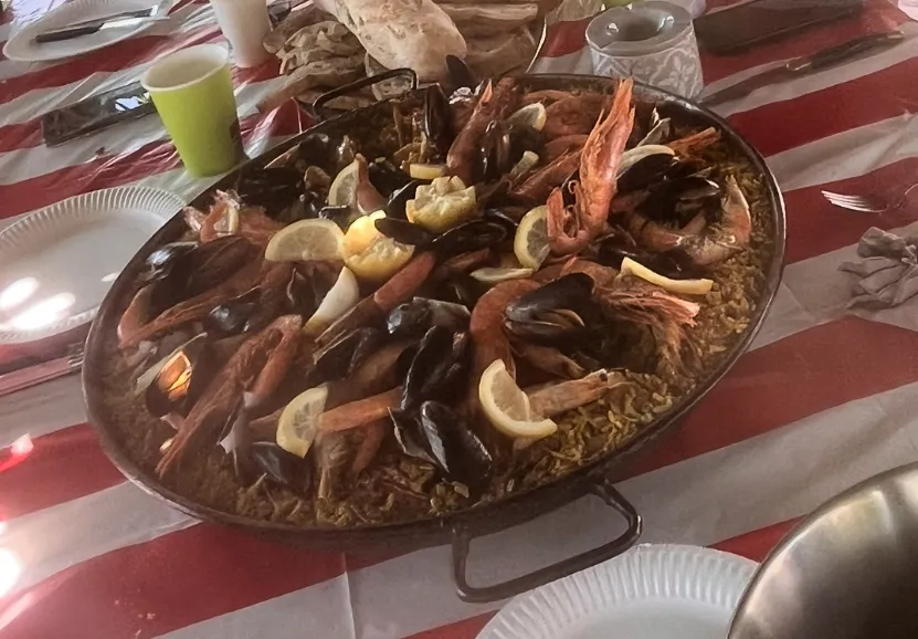 claire ribiere_TRAITEUR Paella Cavaillon : Paella, Couscous, Tajine_Cavaillon_review