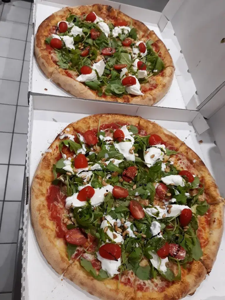 Pizza's Station_Cavaillon_slider_image_2