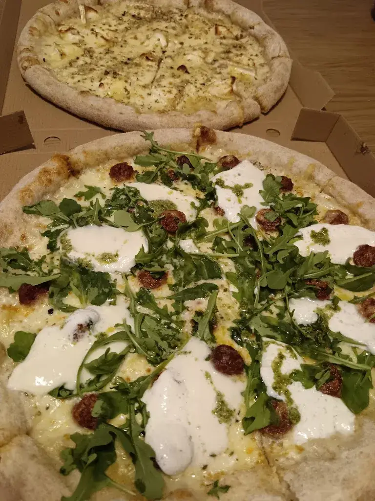 Pizza's Station_Cavaillon_slider_image_3