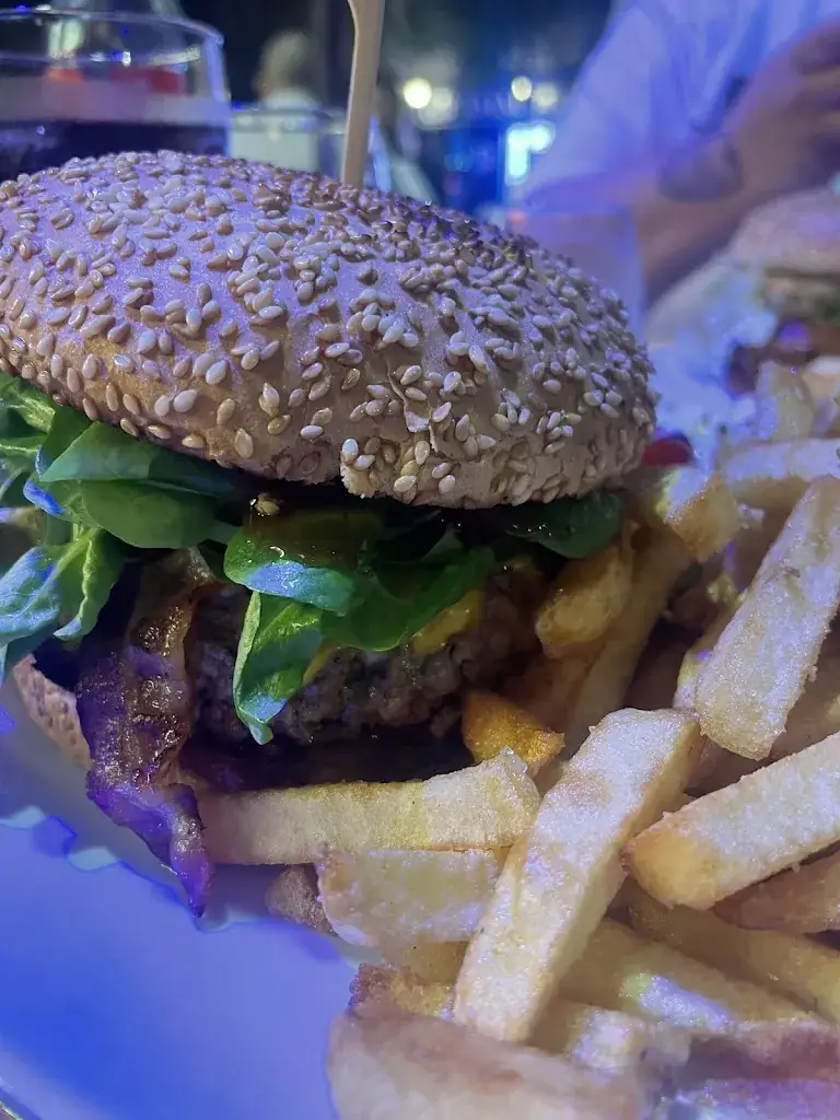 Jessica Loy Alomajan_Au Comptoir Belge_Cavaillon_review