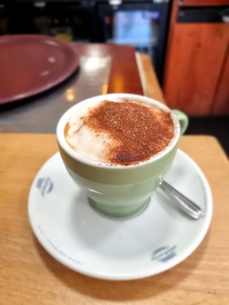 Le Coquet Bar ristorante a Cavaillon