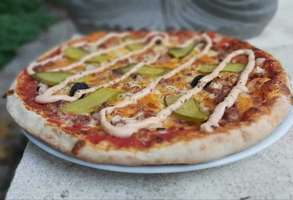 Pizza L'Aiglon restaurant in Cavaillon