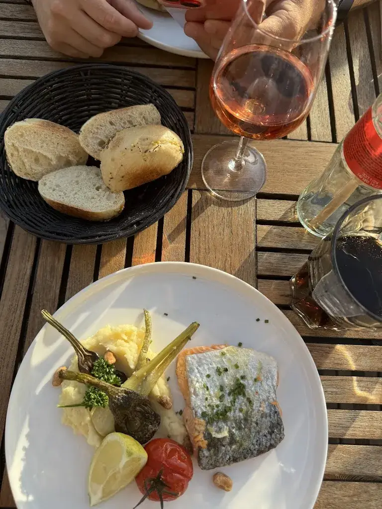 Coralie Osorio_Restaurant Le Gergovie_Pérignat-lès-Sarliève_review