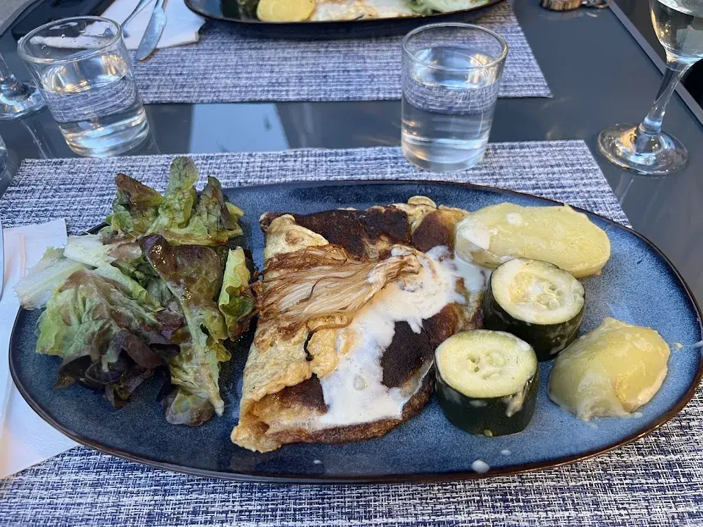 Greg Anderson_Nagori Par D&E Obadina_Cavaillon_review