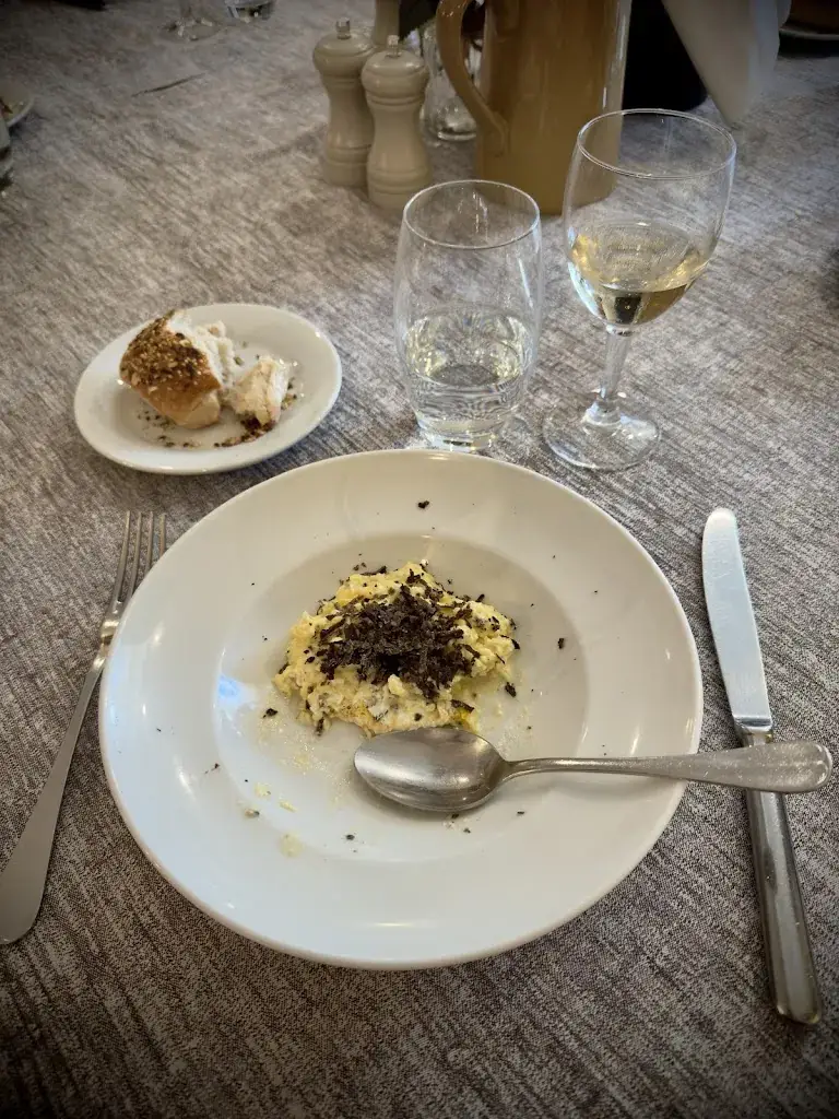 Victor-Lazar Badin_L' Auberge de Cheval Blanc_Cheval-Blanc_recensione