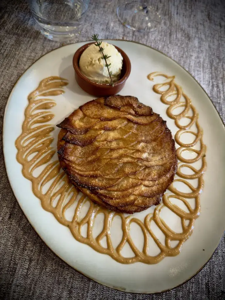 L' Auberge de Cheval Blanc_Cheval-Blanc_slider_image_3