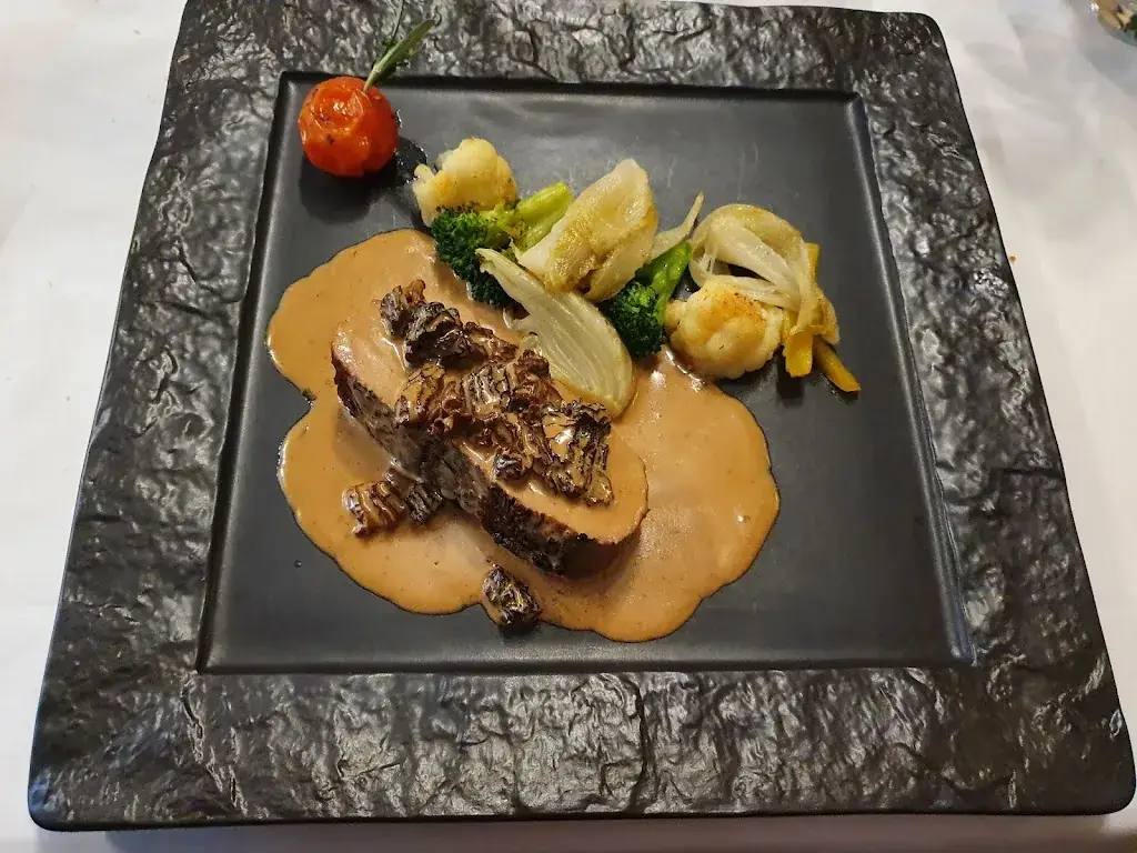 Cheval Blanc_Peney-le-Jorat_slider_image_3