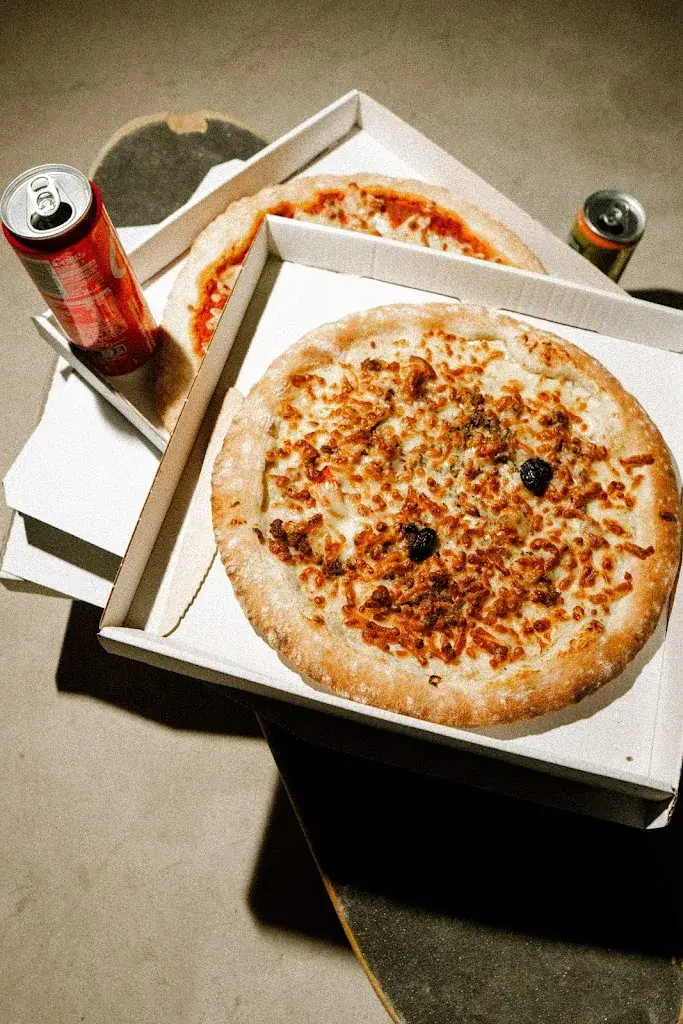 La Fabrique à Pizza - Distributeur automatique 24h/24 à Châteauneuf-les-Martigues_Châteauneuf-les-Martigues_slider_image_2