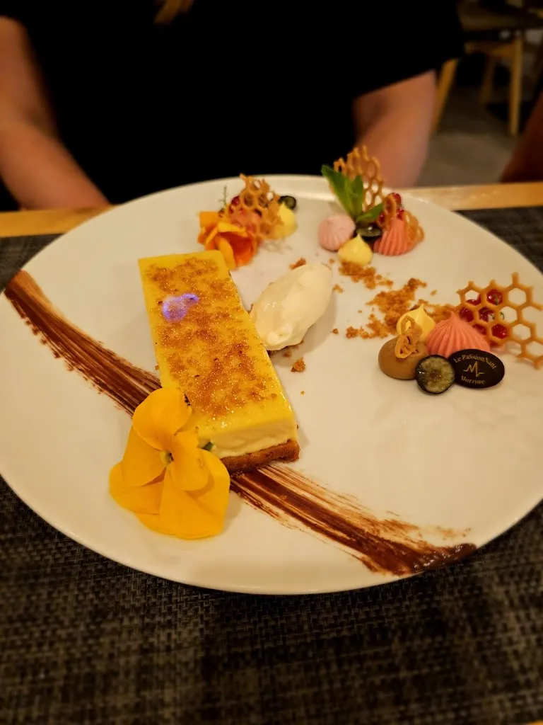 Josh Green_Le passionnant Restaurant_Morzine_review
