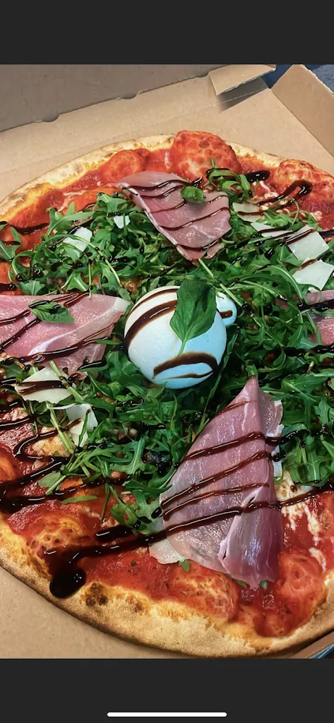 L oustaou pizzas restaurant à Châteauneuf-les-Martigues