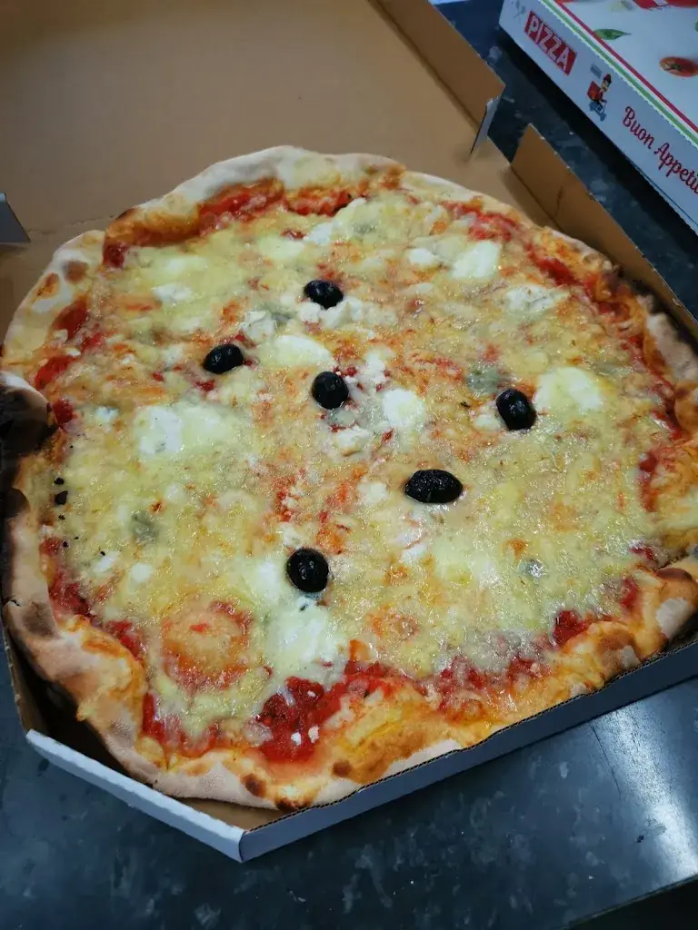 Menü_Planet Pizza_Châteauneuf-les-Martigues_Bild_2
