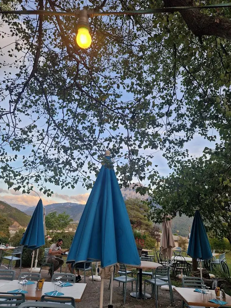 Emma Lenton_L'amarina_Chorges_review