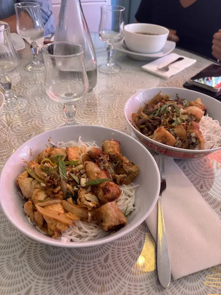 Sacchetto Francesca_Le Vietnam_Chorges_review