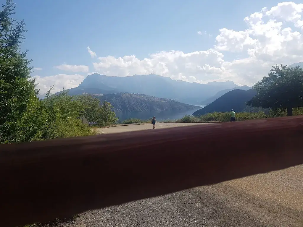 pierre koreneef_Au Panorama serre poncon_Rousset-Serre-Ponçon_review