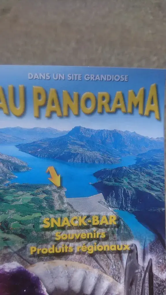 Łukasz Kubiesza_Au Panorama serre poncon_Rousset-Serre-Ponçon_review