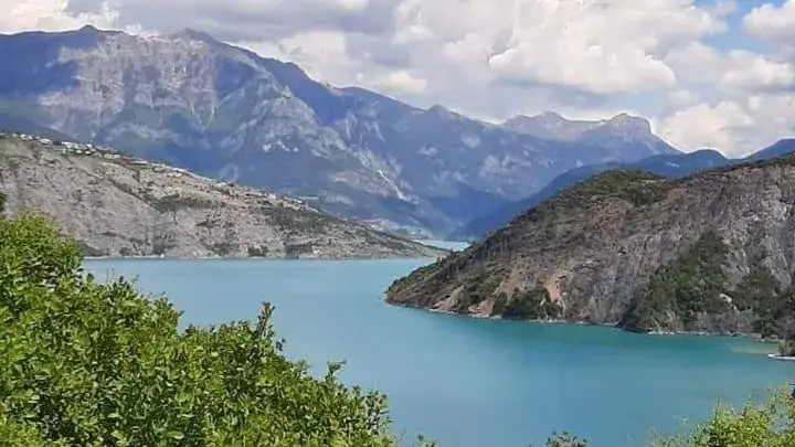 Au Panorama serre poncon_Rousset-Serre-Ponçon_slider_image_3