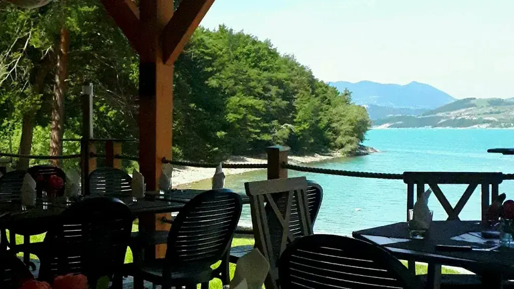 La Chaise Longue ristorante a Savines-le-Lac