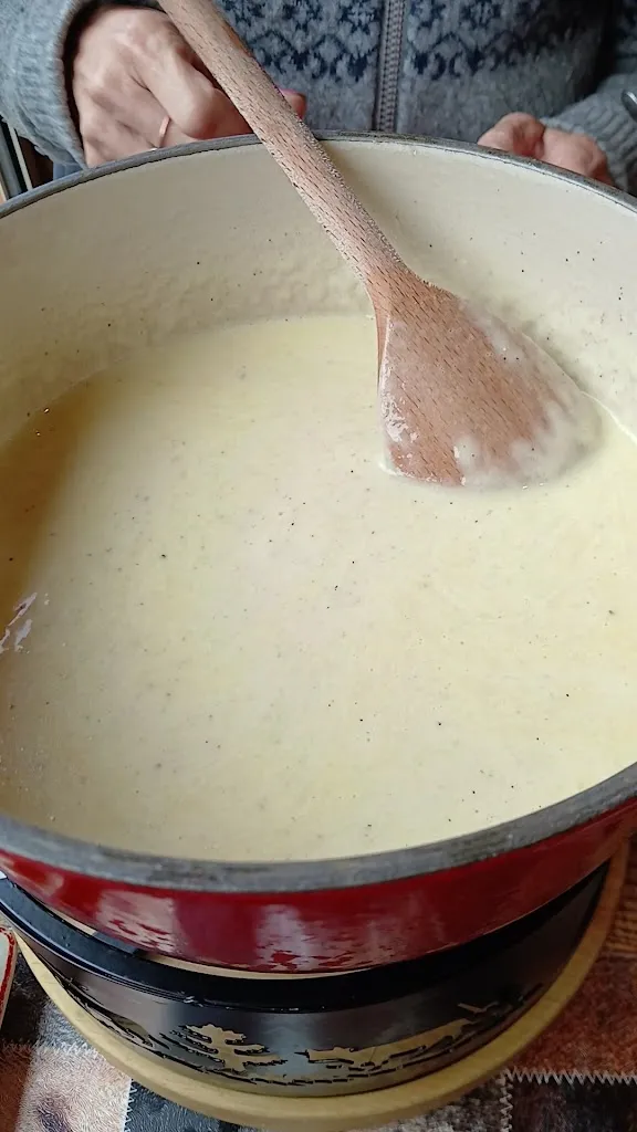 Le refuge 1110m_(Les_slider_image_2